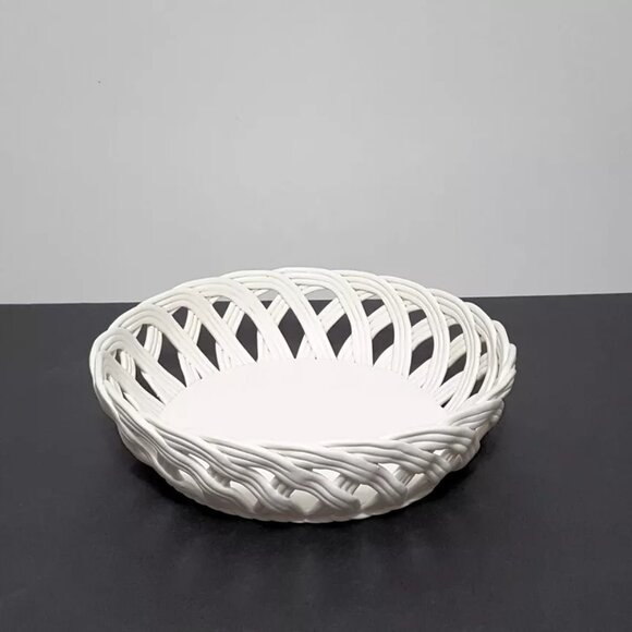 NEW RARE Pottery Barn Large Ceramic Weave Serving Bowl 13.75" diam, 3.5" h - Picture 2 of 6